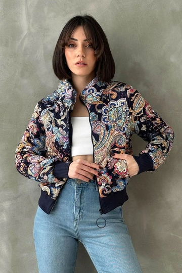 A wholesale clothing model wears  Navy Blue Patterned Crop Coat
, Turkish wholesale Jacket of Topshow