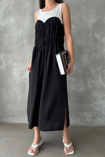 A wholesale clothing model wears  Black Strap-Length Dress
, Turkish wholesale Dress of Topshow