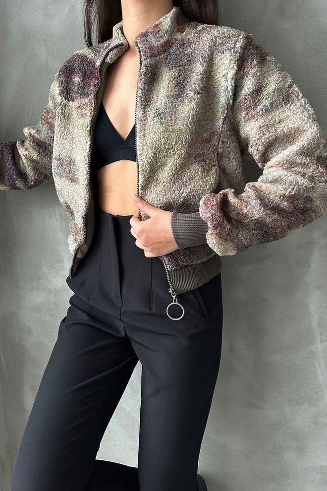 Topshow Pluszowy płaszcz we wzór kamuflażu Hurtowa sprzedaż odzieży Casual