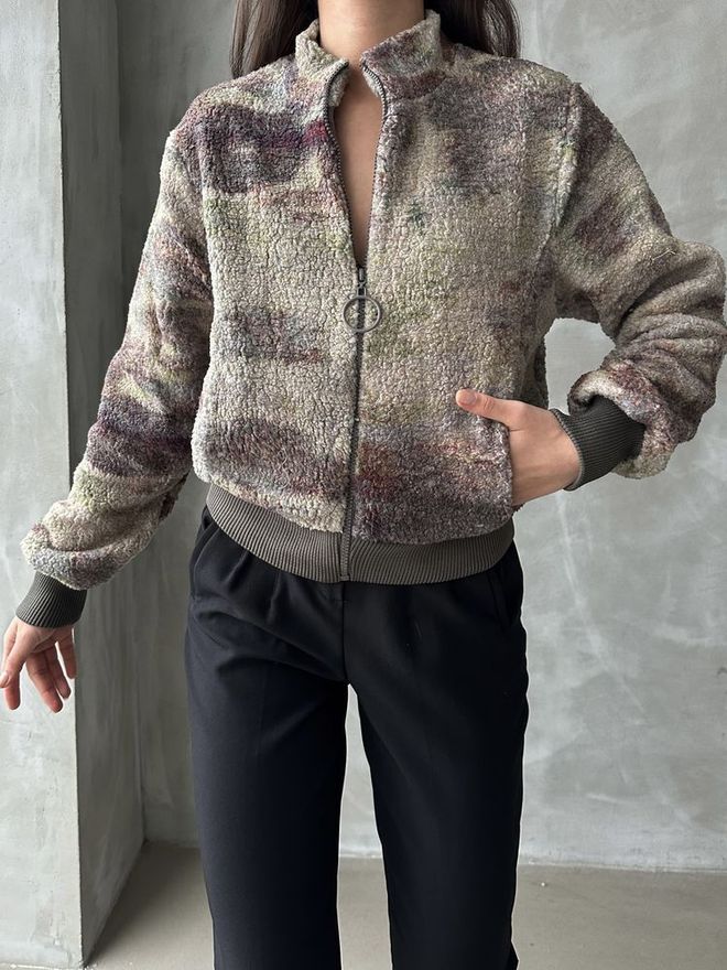 Topshow Pluszowy płaszcz we wzór kamuflażu Hurtowa sprzedaż odzieży 2