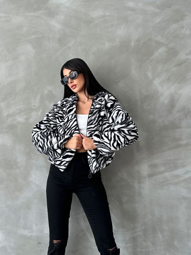 Topshow Black Zebra F 1654 Leopard Printed Pejush Coat Wholesale Clothing 2