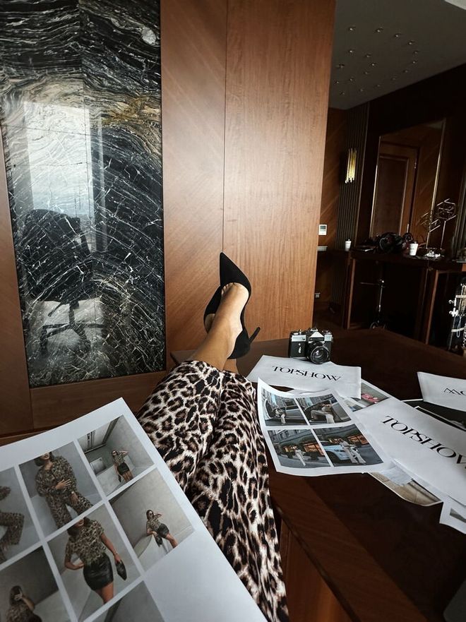 Topshow Spodnie Leopard F1788 W Panterkę Hurtowa sprzedaż odzieży Urodziny