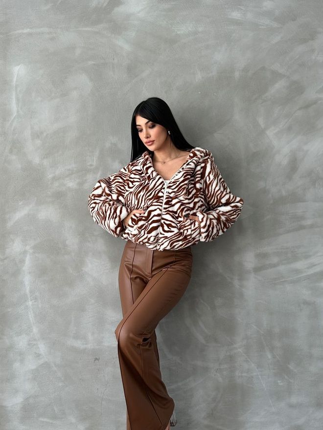 Topshow Zebra Printed Plush Coat Ecru & Brown Wholesale Clothing 2