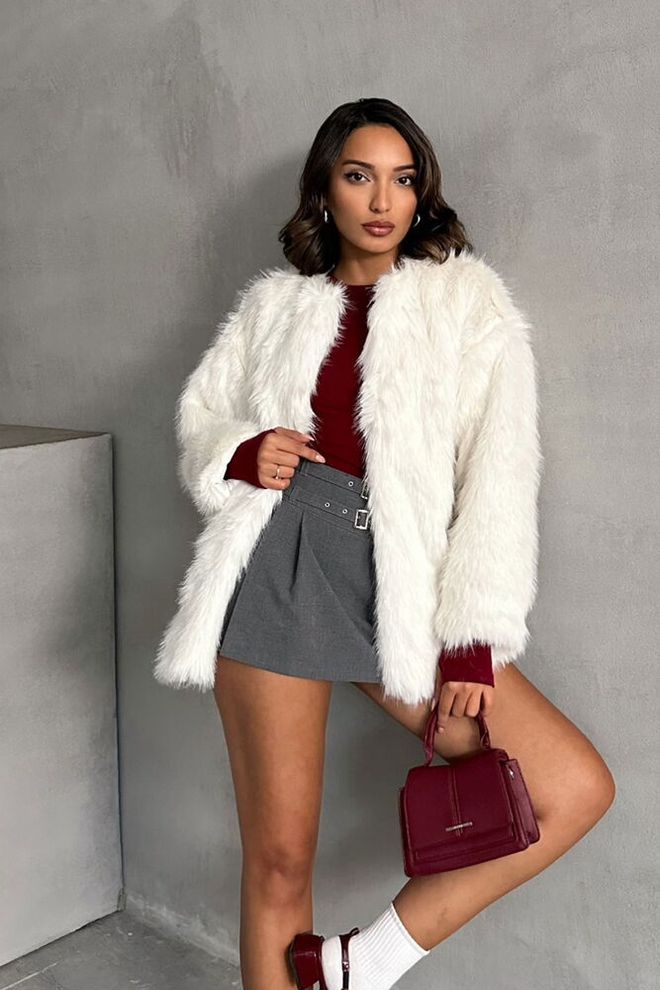 Topshow Open Stone Feathered Wholesale Vest Wholesale Clothing Casual
