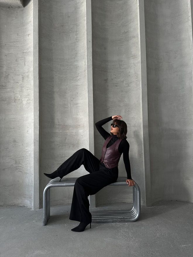 Topshow Buttoned Leather Vest Claret Red Wholesale Clothing No Fabric