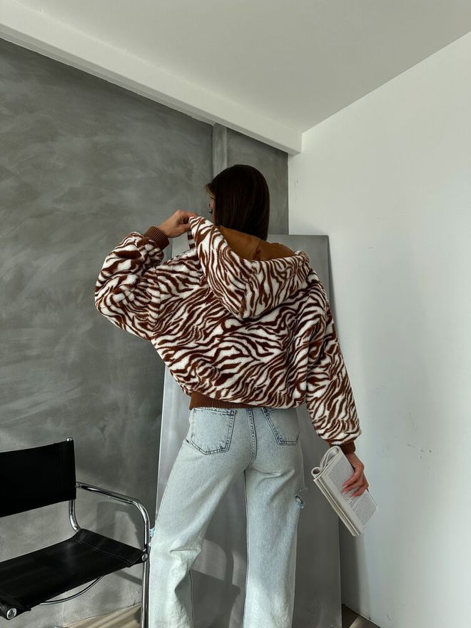 Topshow Zebra Look Plush Coat Tan Wholesale Clothing 4