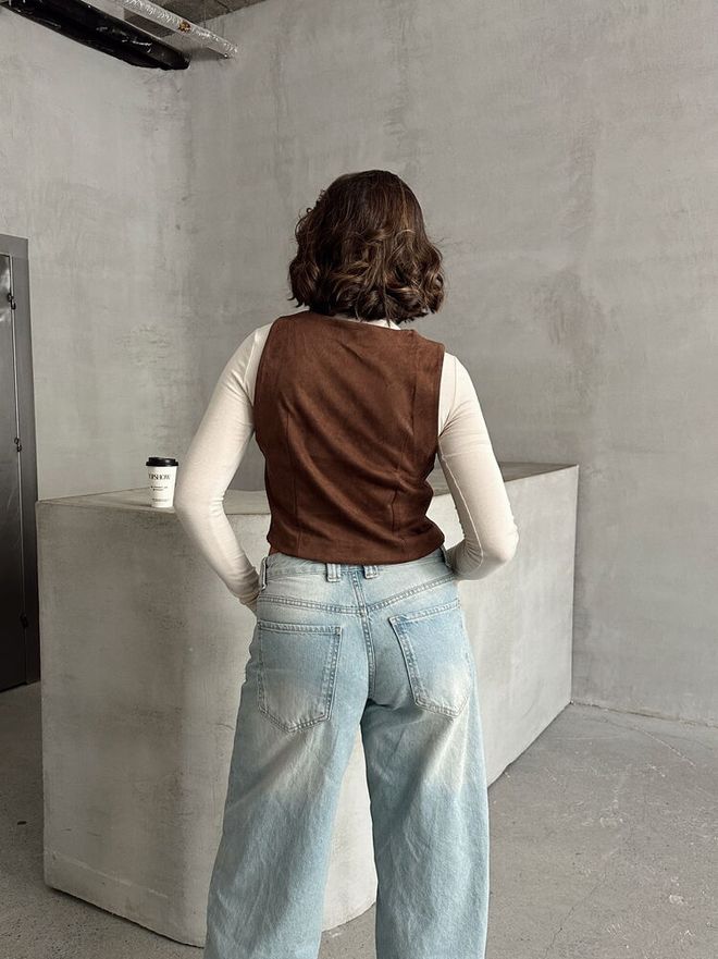 Topshow Suede Vest Brown Wholesale Clothing 4