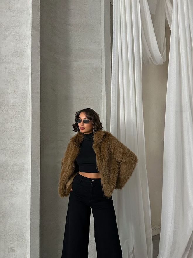 Topshow Fur Coat Brown Wholesale Clothing 2