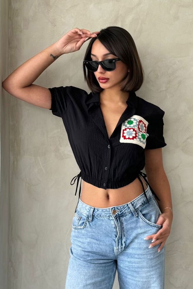 Topshow Camisa Preta De Bolso Bordado Elástico Na Ponta Da Manga Na Cintura Por Atacado Roupas por atacado Casual