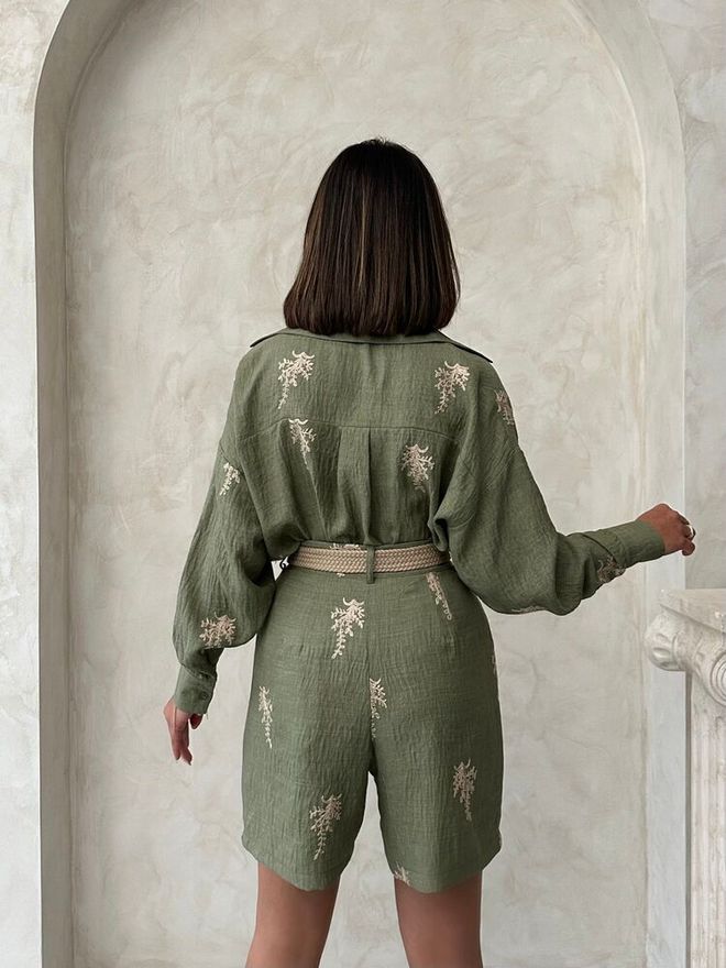 Topshow Бродирани Ленени Шорти Светло Каки | Дрехи на едро 4