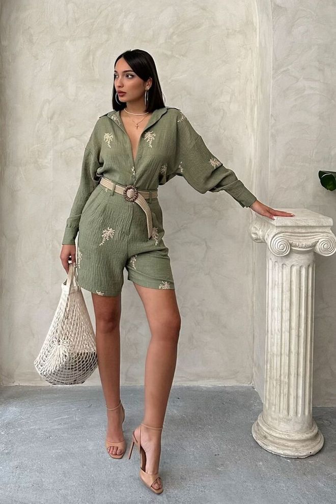 Topshow Embroidered Linen Shorts Light Khaki | Wholesale Clothing Casual