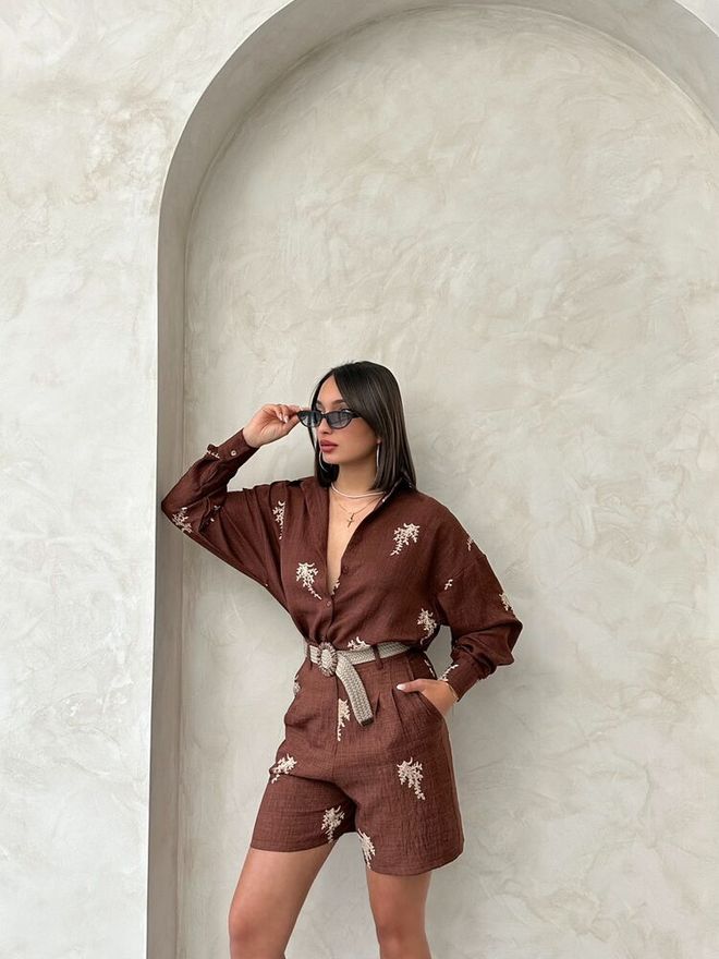 Topshow Бродирани Ленени Шорти Кафяви Дрехи на едро Памук
