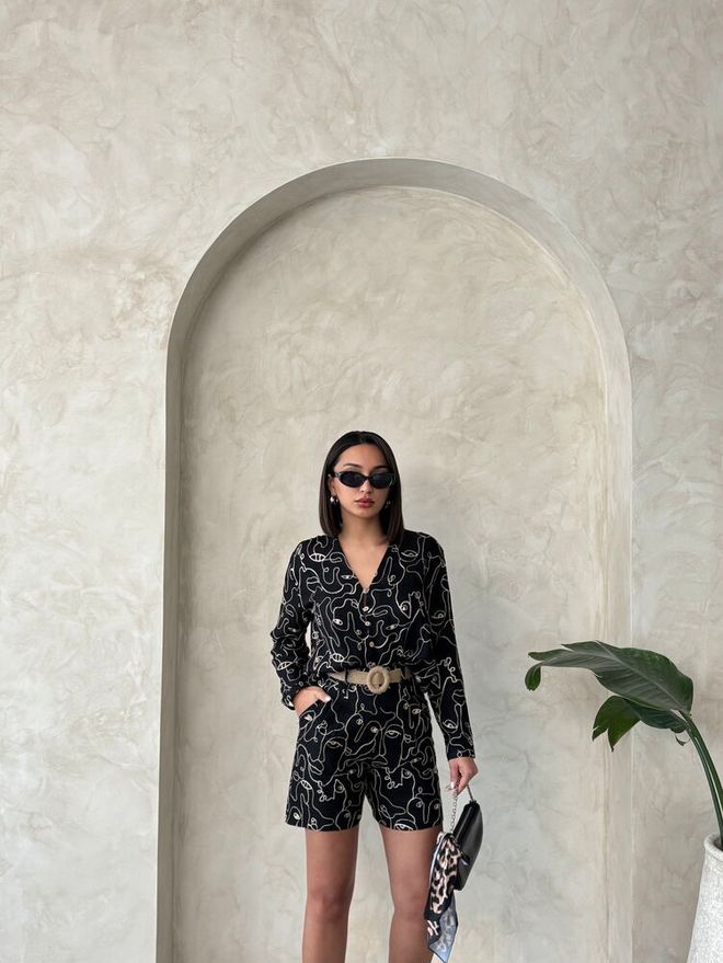 Topshow Vezene Kratke Hlače Crne Велепродаја одеће Рођендан