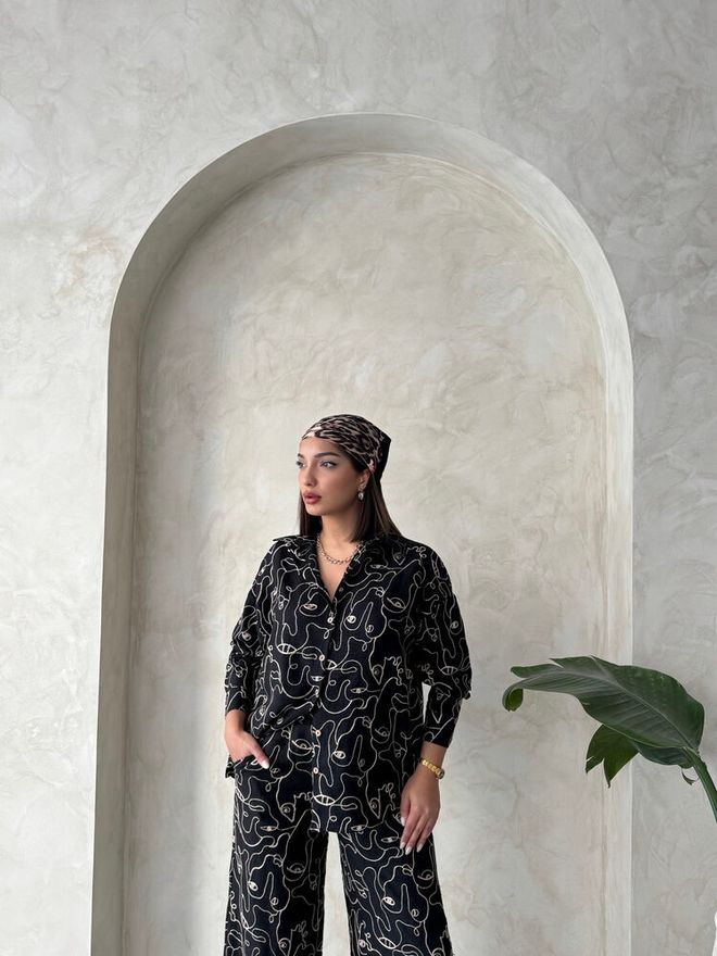 Topshow Embroidered Shirt Black Wholesale Clothing 1