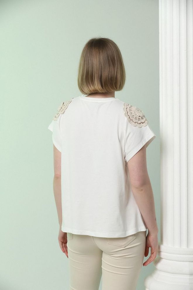 Topshow Čipkované tričko cez rameno Krémové Veľkoobchod s oblečením Elegantný