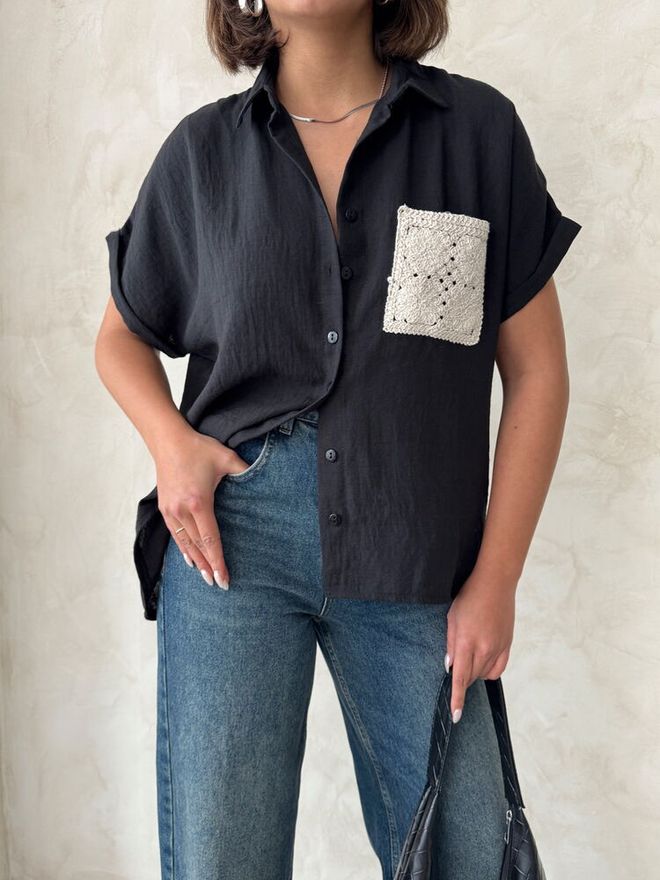 Topshow Veleprodajna Srajca Iz Črne Platnene Žepne Žepne Aplikacije Oblačila na debelo Poletje