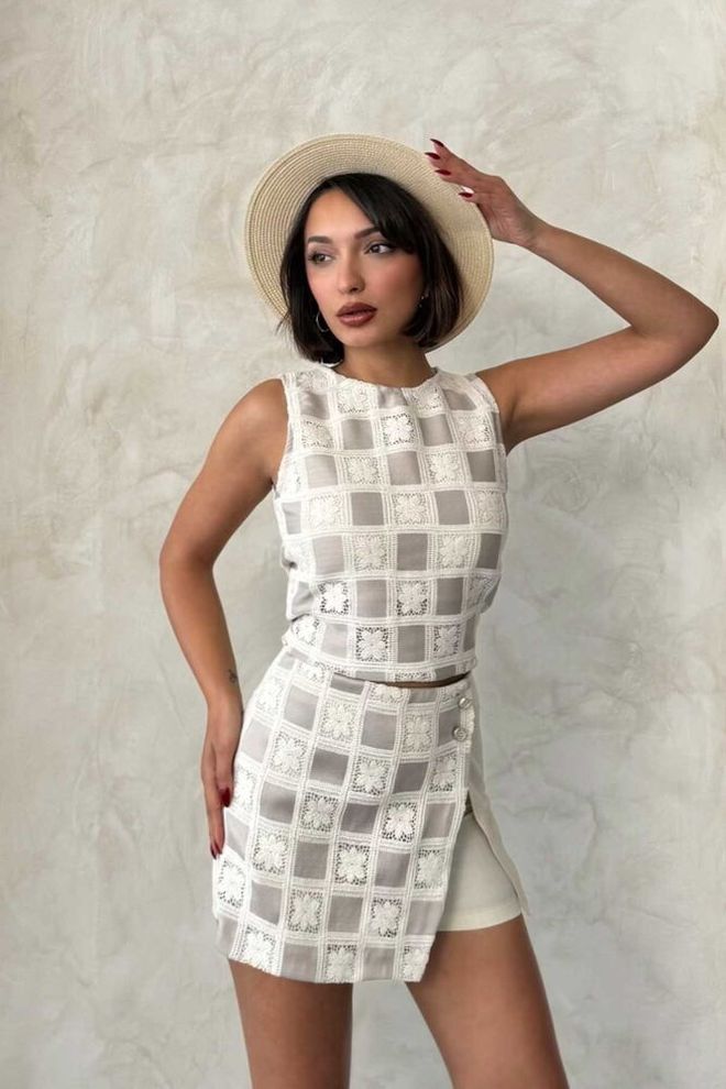 Topshow Čipkasto Krilo S Kratkimi Hlačami S Kvadratnim Vzorcem Kamen Oblačila na debelo Ležerno