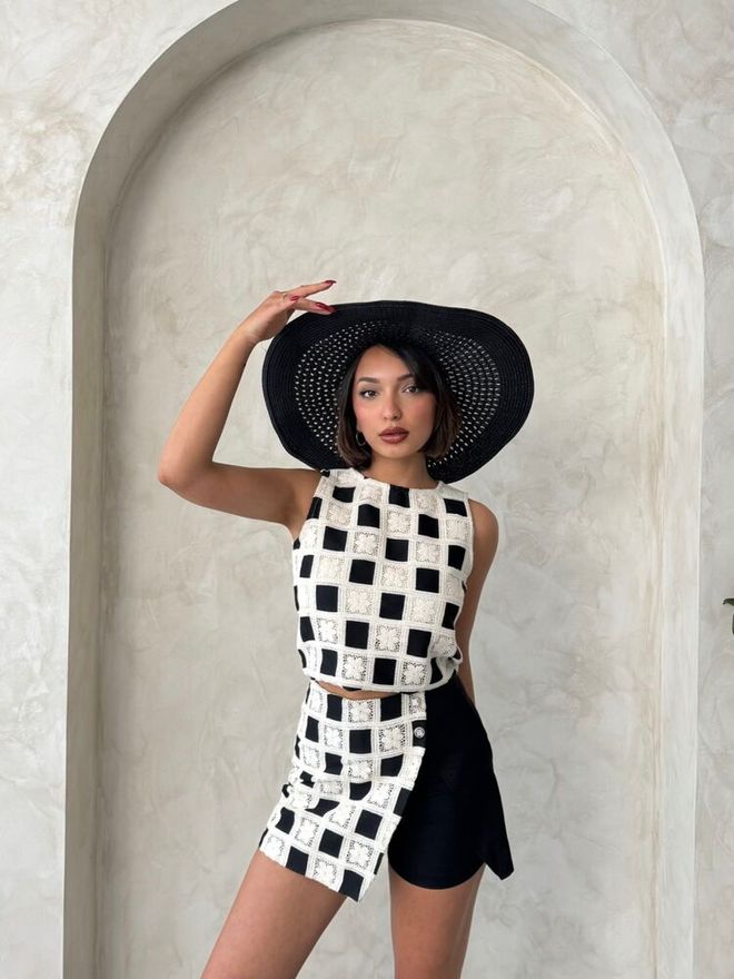 Topshow Falda Corta Con Estampado Cuadrado Detallado De Encaje Negro Y Negro Ropa al por mayor Cumpleaños