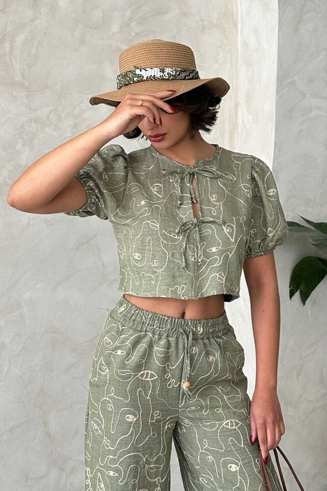 Topshow Blusa Bordada Con Lazo En La Parte Delantera Caqui Claro Ropa al por mayor Casual