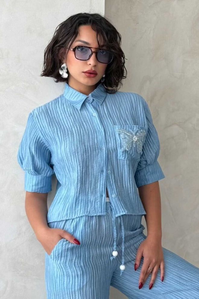 Topshow Chemise Plissée À Motif Papillon Bleu Vêtements en gros Décontracté