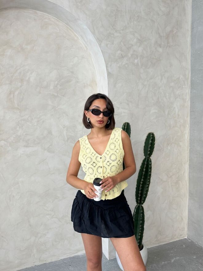 Topshow سترة دانتيل بأزرار أصفر ملابس بالجملة عيد ميلاد