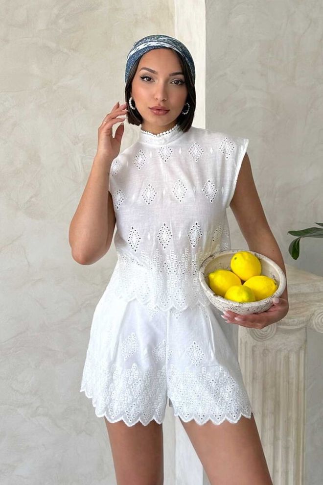 Topshow Blouse Sans Manches Fisto Crème Vêtements en gros Décontracté
