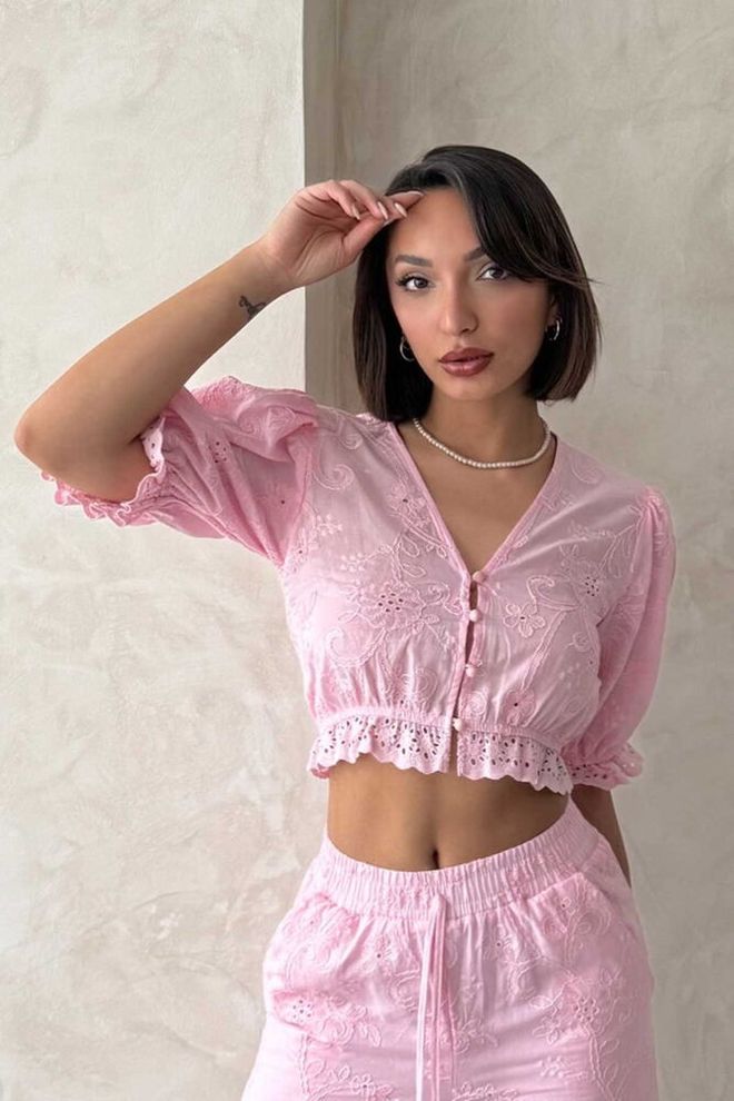 Topshow Κεντημένη Μπλούζα Με Λουλουδάτη Λεπτομέρεια Χονδρικό εμπόριο ενδυμάτων Casual