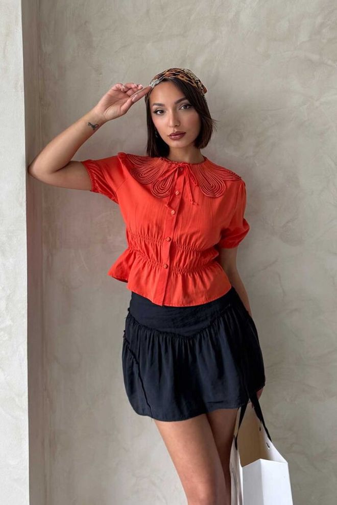Topshow Chemise Volantée À Col Détaillé Orange Vêtements en gros Élégant