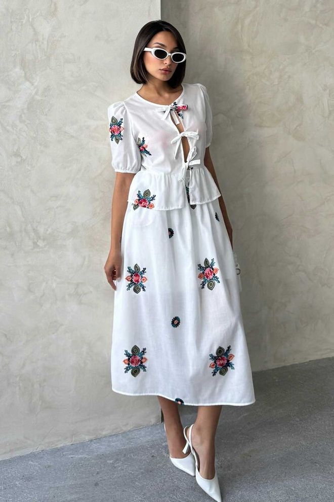 Topshow Gonna In Voile Ricamata Crema Abbigliamento all'ingrosso Casuale