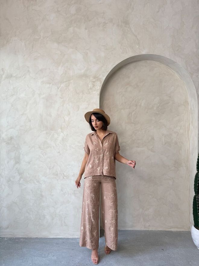 Topshow Embroidered Pants Light Brown Dsn2 Wholesale Clothing 1