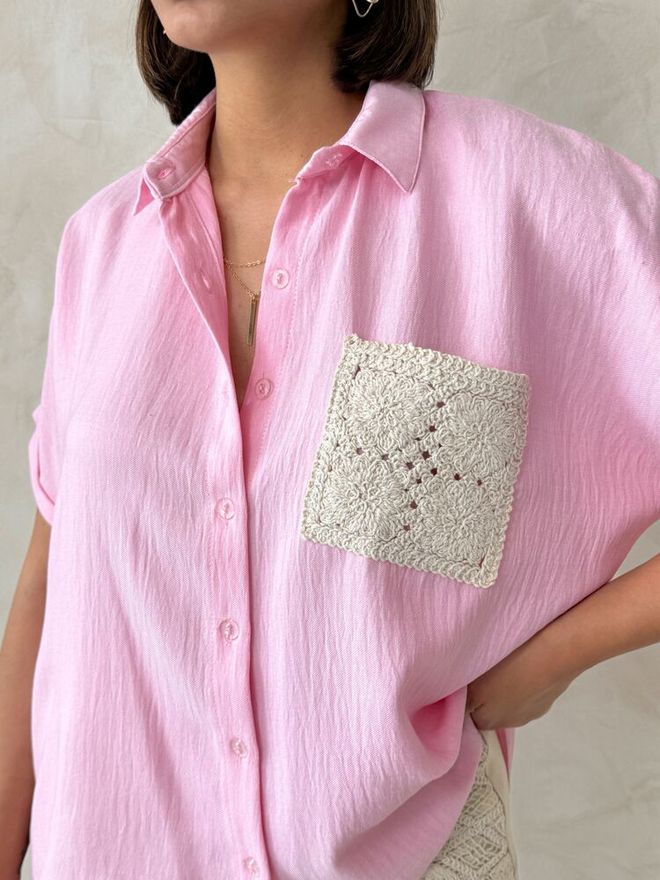 Topshow D2360 Lanena Srajca Z Žepi Za Aplikacijo Roza Oblačila na debelo Poletje