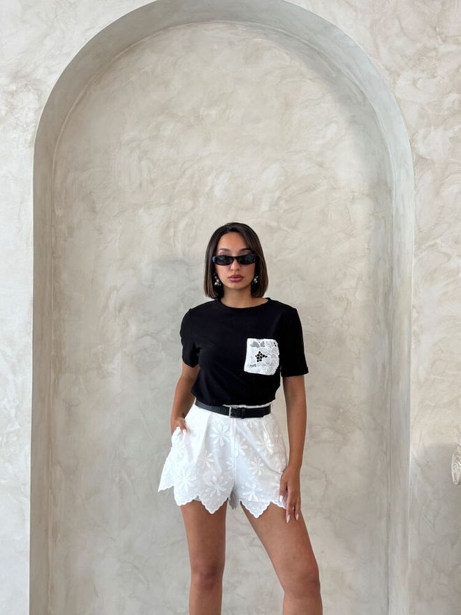 Topshow Weiße Paperbag Shorts Mit Hoher Taille Großhandelskleidung Strand