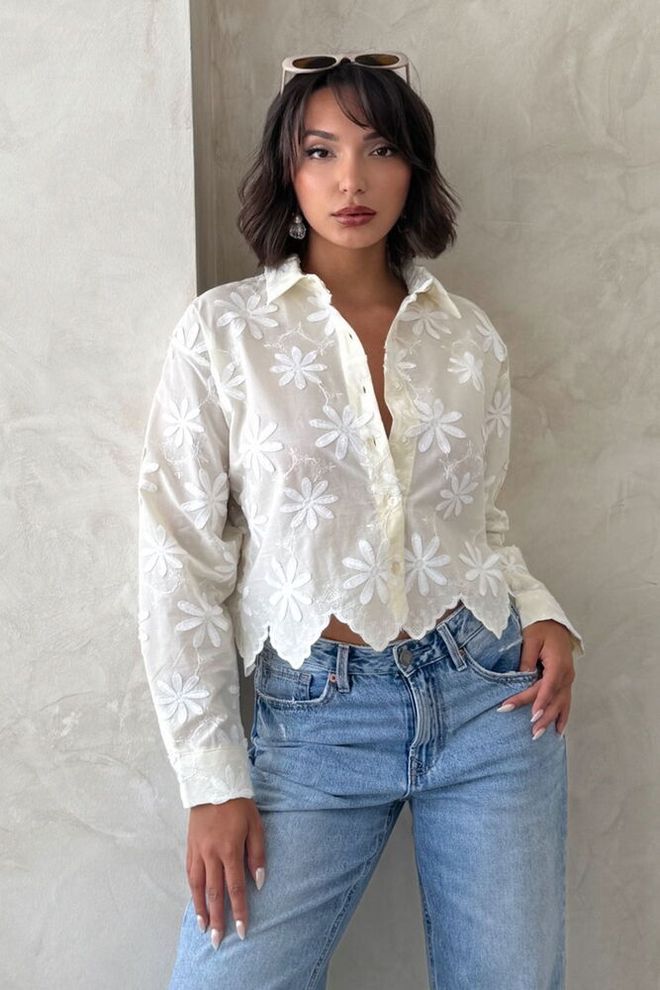 Topshow Beyaz Çiçekli V Yakalı Crop Gömlek Toptan Giyim Tesettür