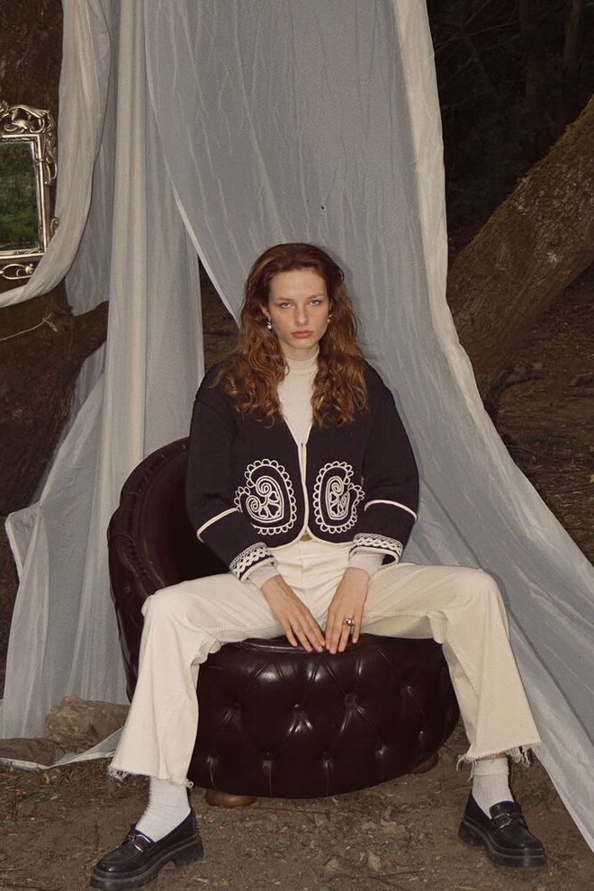 Topshow Chaqueta Shacket Étnica Negra Con Cuello En V Ropa al por mayor Casual
