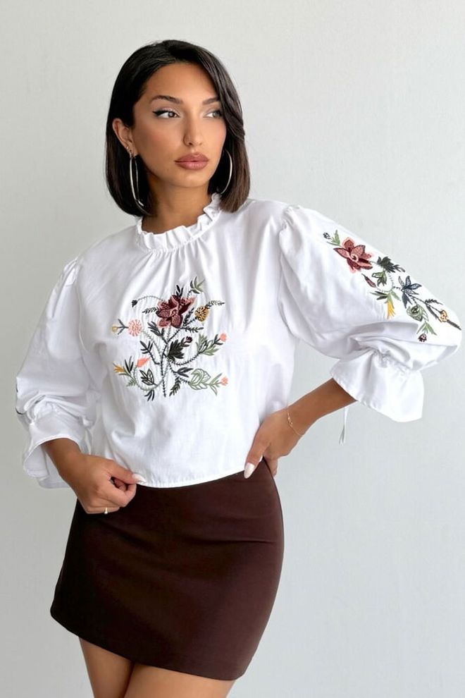 Topshow Balta Gėlių Boho Palaidinė Su Raukiniais Ir 3/4 Rankovėmis Didmeninė prekyba drabužiais Kokteilinė