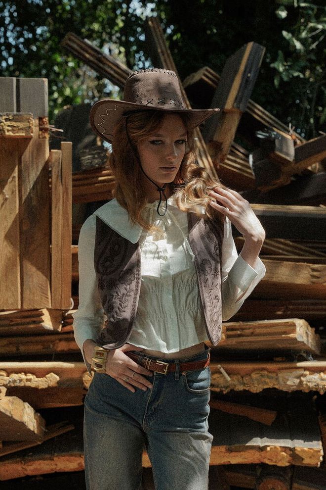 Topshow Καφέ Φλοράλ Western Casual Αμάνικο Μπλουζάκι Χονδρικό εμπόριο ενδυμάτων Άνοιξη