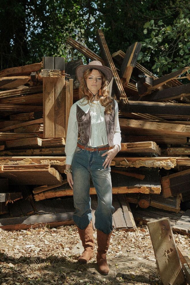 Topshow Καφέ Φλοράλ Western Casual Αμάνικο Μπλουζάκι Χονδρικό εμπόριο ενδυμάτων 1