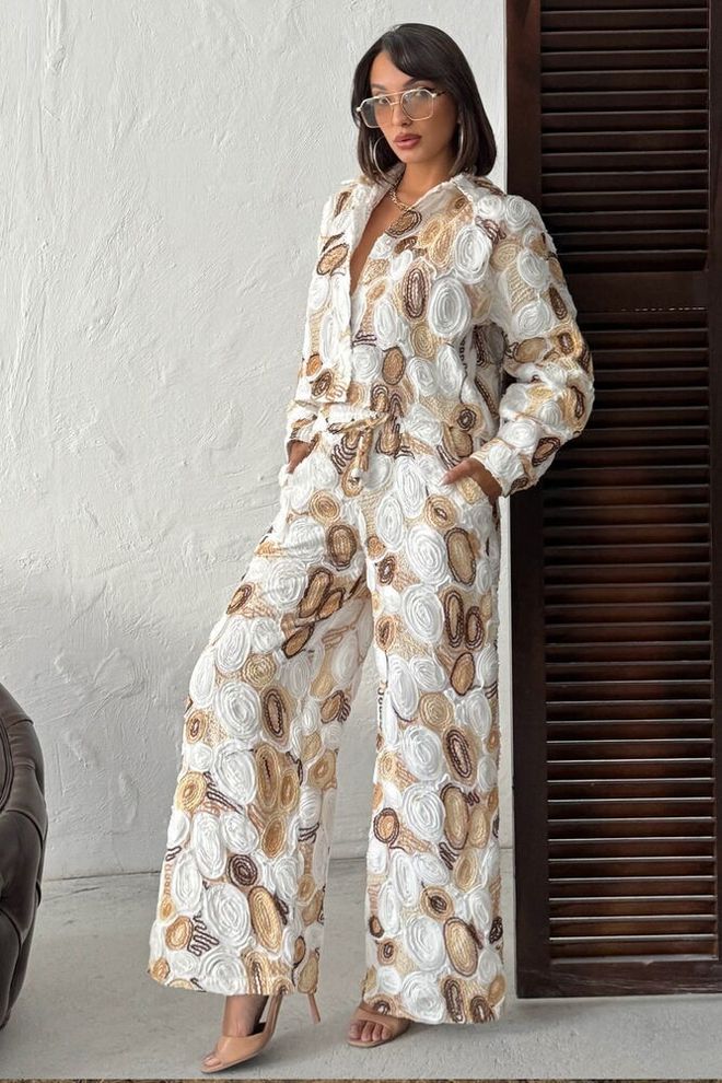 Topshow قميص بيج رخامي كاجوال بأزرار بياقة شال ملابس بالجملة 1