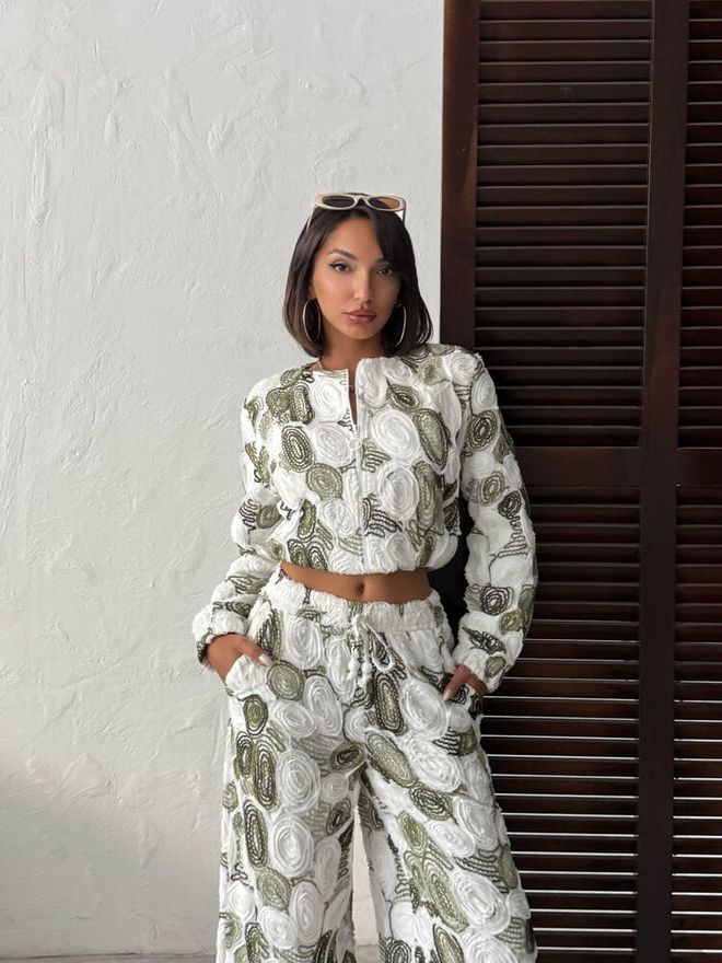 Topshow White Bomber Jacket Wholesale Clothing 1