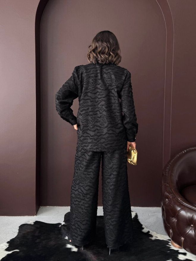 Topshow Elegantná Čierna Košeľa So Zvieracou Potlačou Veľkoobchod s oblečením Jar