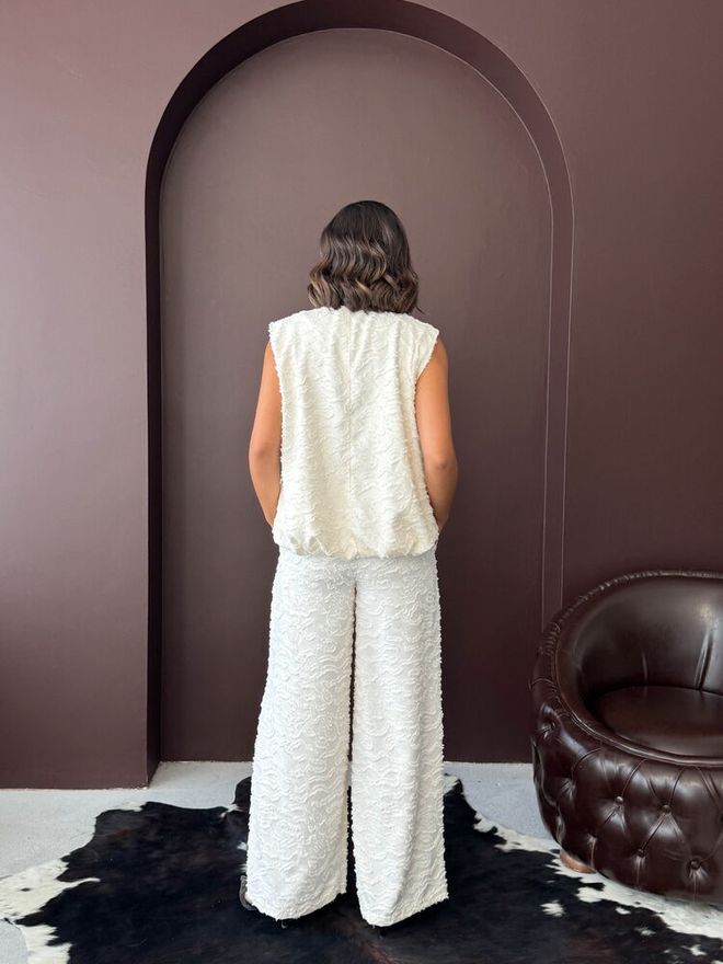 Topshow بنطال أبيض من بالازو بساق واسعة ووسط متوسط ملابس بالجملة صالة