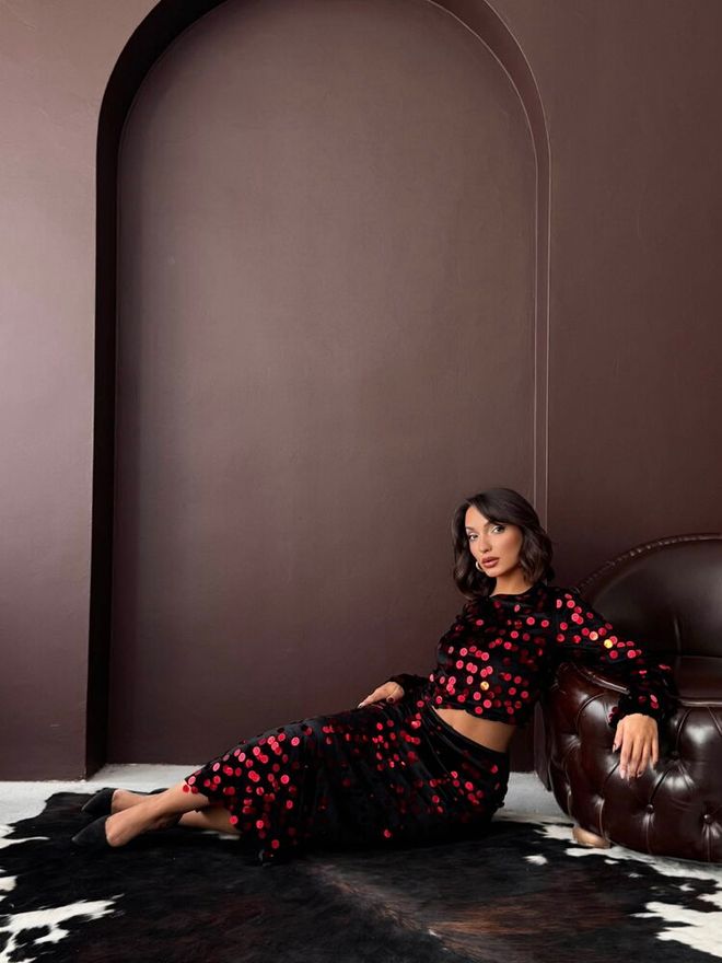 Topshow Čierna Elegantná Puzdrová Sukňa S Vysokým Pásom A Bodkami Veľkoobchod s oblečením 1