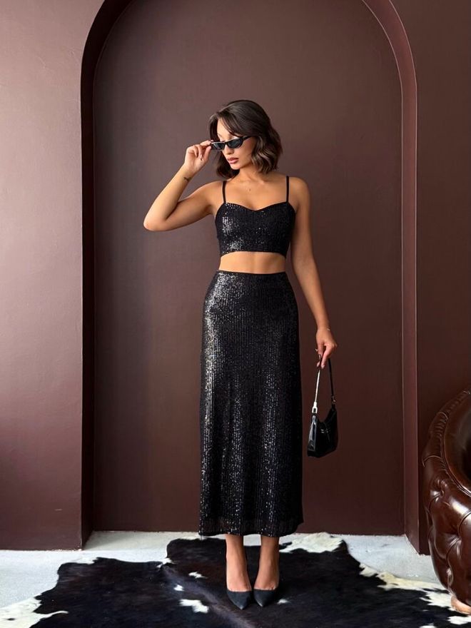 Topshow جيبة أسود مطرزة جنسي بريق ماكسي طويلة بخصر مرتفع ملابس بالجملة 1