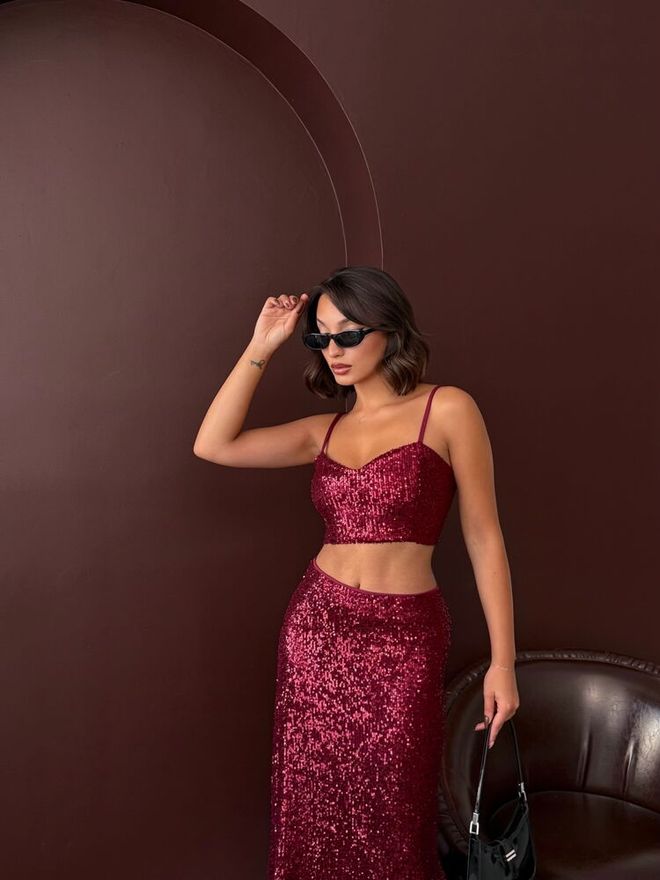 Topshow Bordeauxrood Gestikte Slank Model Blouse Met Kapmouwen Groothandel Kleding Kerst
