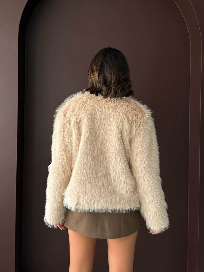 Topshow Beige Fur Jacket Wholesale Clothing Vintage