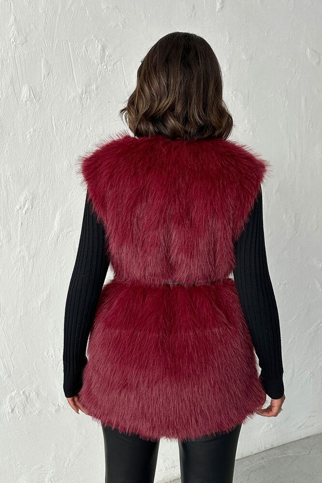 Topshow السترة أرجواني داكن قمة بدون أكمام أنيقة برقبة على شكل حرف V ملابس بالجملة الخريف