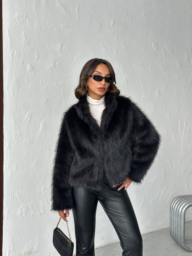 Topshow Черная Шерстяная Куртка С Зубчатым Воротником Оптовая продажа одежды 1