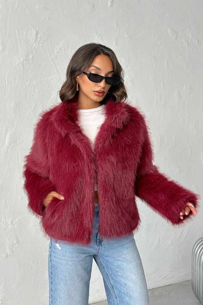 Topshow Giacca In Pelliccia Bordeaux Abbigliamento all'ingrosso Casuale