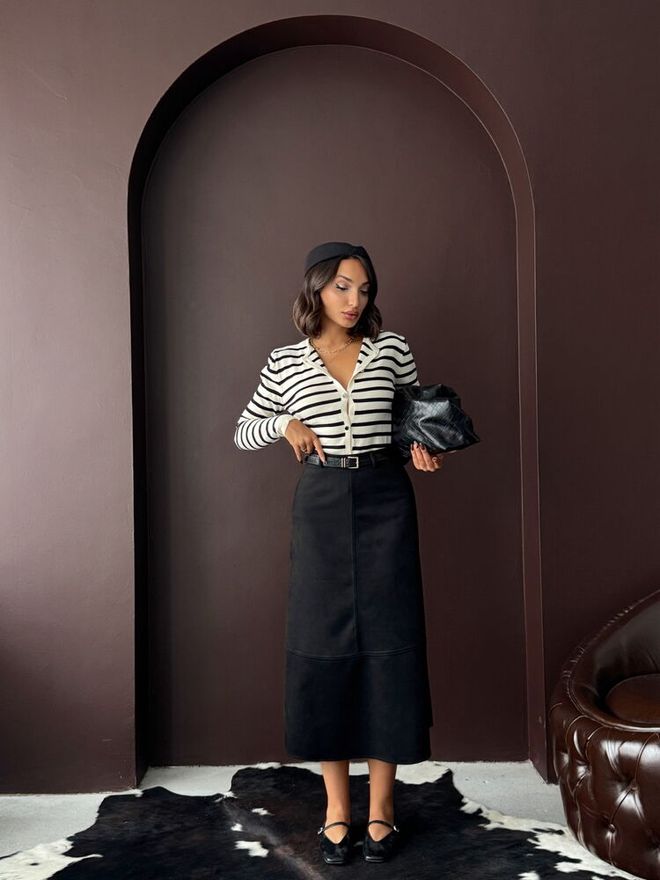 Topshow Black A Line High Waist Midi Skirt Wholesale Clothing 1