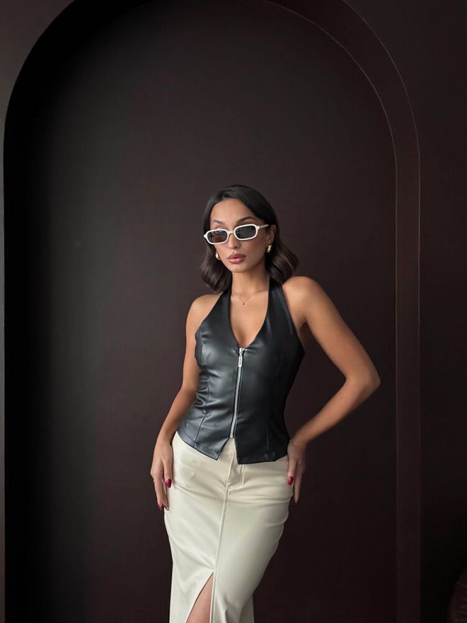 Topshow Black Sexy Elegant Fitted Vest Wholesale Clothing 1